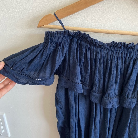 Dex off the shoulder shirt size large - Picture 2 of 3